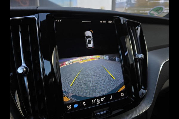 Volvo XC60 2.0 T8 Plug-in hybrid AWD R Design|Facelift!|PANO|HEADUP|HARMANKARDON