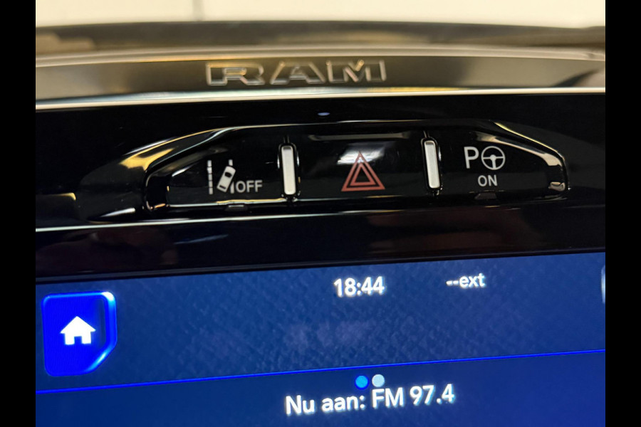 Dodge Ram 1500 5.7 V8 4x4 Crew Cab Limited |WEINIG KM |VOL OPTIES |1e EIGENAAR !