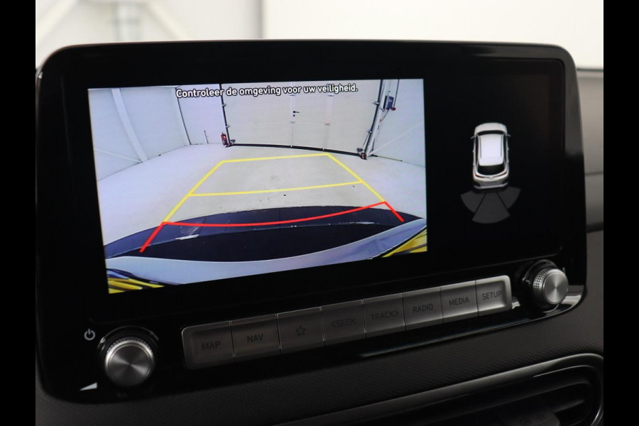 Hyundai Kona EV Fashion 64 kWh | Stoelverwarming | Head-Up | Camera | Carplay | Adaptive cruise | Navigatie | Keyless | Climate control