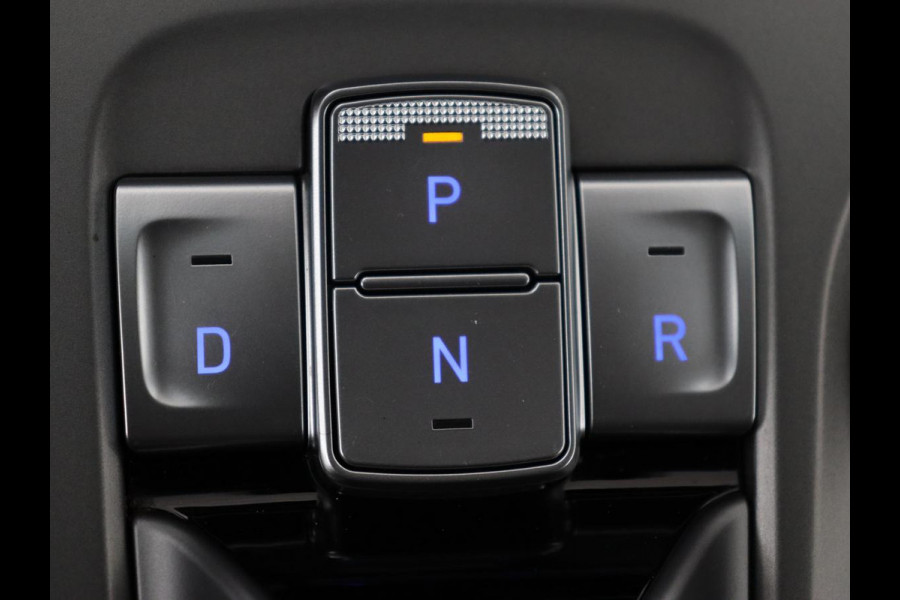 Hyundai Kona EV Fashion 64 kWh | Stoelverwarming | Head-Up | Camera | Carplay | Adaptive cruise | Navigatie | Keyless | Climate control