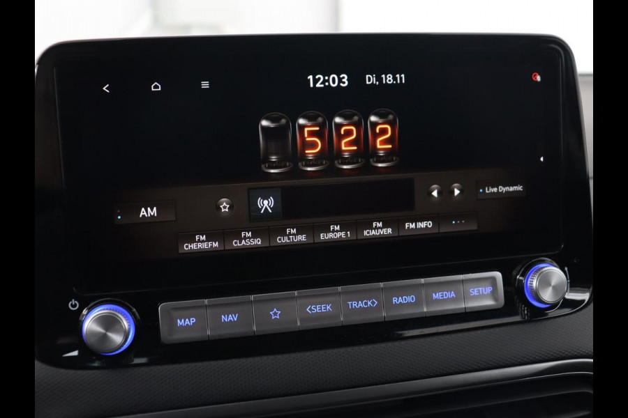 Hyundai Kona EV Fashion 64 kWh | Stoelverwarming | Head-Up | Camera | Carplay | Adaptive cruise | Navigatie | Keyless | Climate control