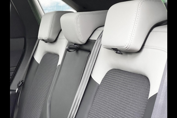 Ford Kuga 2.5 PHEV Sound Edition | Zuid | 243pk | Ford Voorraad | Panorama Dak | 20 inch Lichtmetaal | Winterpack | Matrix LED | Driver Assistance Pack