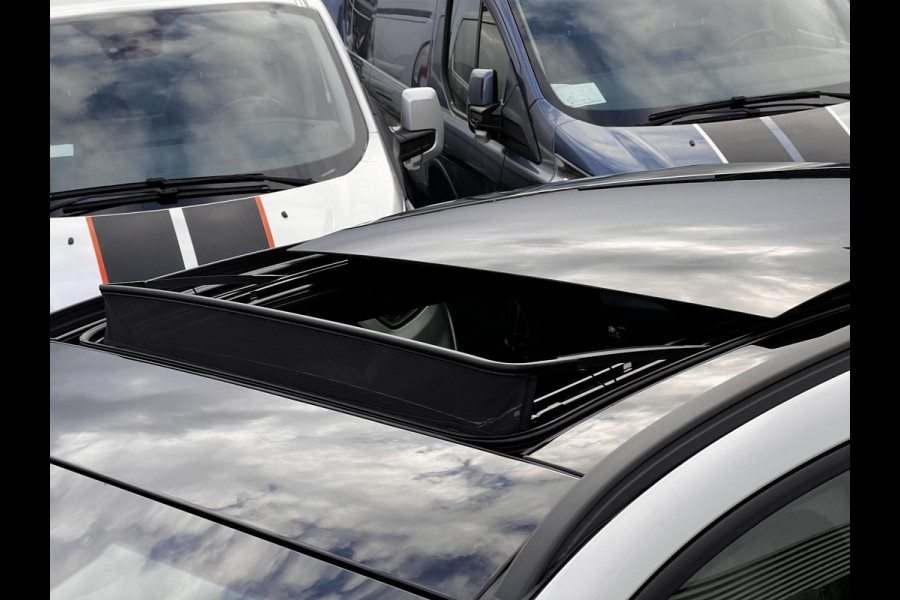 Ford Kuga 2.5 PHEV Sound Edition | Zuid | 243pk | Ford Voorraad | Panorama Dak | 20 inch Lichtmetaal | Winterpack | Matrix LED | Driver Assistance Pack