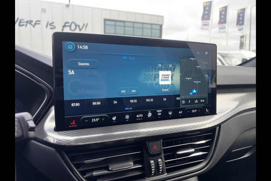 Ford Kuga 2.5 PHEV Sound Edition | Zuid | 243pk | Ford Voorraad | Panorama Dak | 20 inch Lichtmetaal | Winterpack | Matrix LED | Driver Assistance Pack