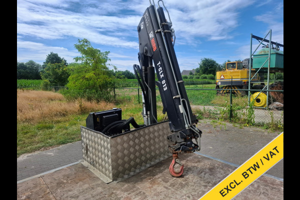 Iveco Daily 3.0I CNG AARDGAS Kraan wagen Open Laad bak AUT-6 HIAB 3-Pers. EURO 6 Navi Ecc Trekhaak Camera Blue power Alpine 2-Din Infotainment Sys. Bluetooth Opbergkasten Betonplex Vloer Compressed Natural Gas (CNG) EURO-6 375 35S14N Voertuig 1e Eigenaar Euro 6