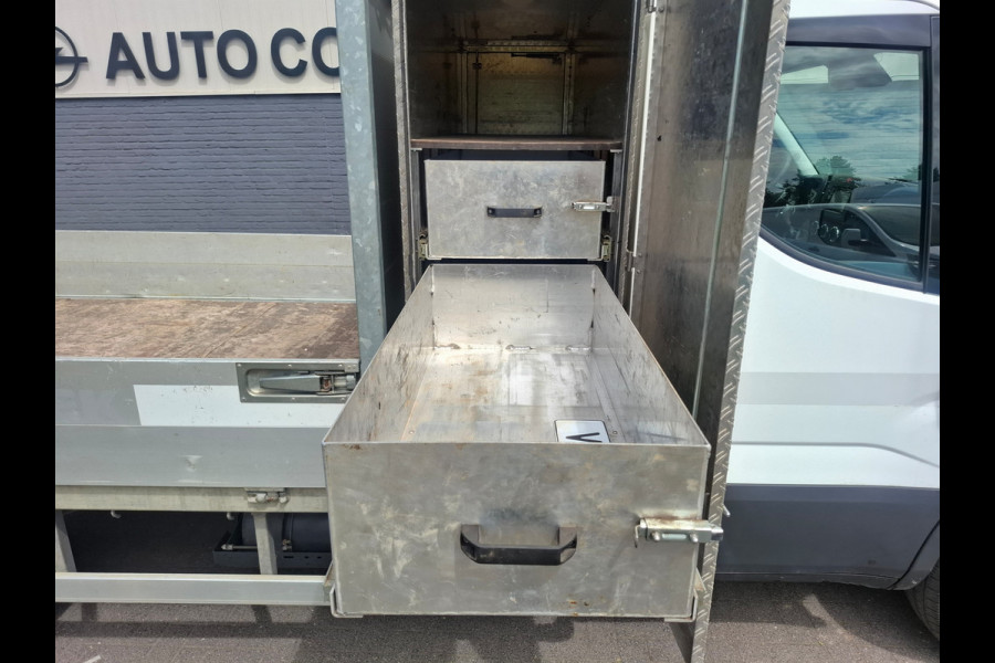 Iveco Daily 3.0I CNG AARDGAS Kraan wagen Open Laad bak AUT-6 HIAB 3-Pers. EURO 6 Navi Ecc Trekhaak Camera Blue power Alpine 2-Din Infotainment Sys. Bluetooth Opbergkasten Betonplex Vloer Compressed Natural Gas (CNG) EURO-6 375 35S14N Voertuig 1e Eigenaar Euro 6