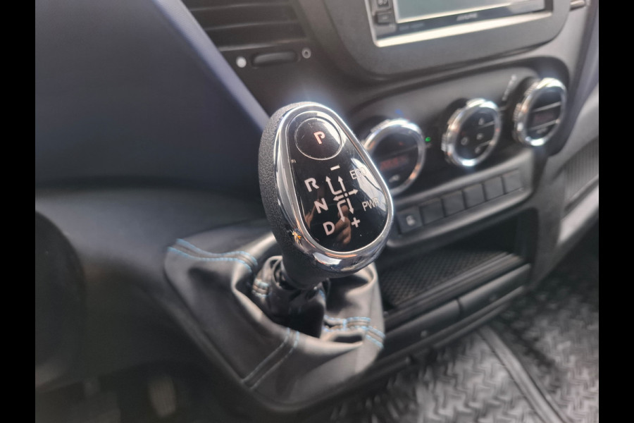 Iveco Daily 3.0I CNG AARDGAS Kraan wagen Open Laad bak AUT-6 HIAB 3-Pers. EURO 6 Navi Ecc Trekhaak Camera Blue power Alpine 2-Din Infotainment Sys. Bluetooth Opbergkasten Betonplex Vloer Compressed Natural Gas (CNG) EURO-6 375 35S14N Voertuig 1e Eigenaar Euro 6
