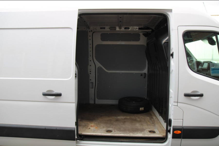 Renault Master T35 2.3 dCi 180PK L3H2 Energy Work Edition / Camera / Trekhaak / Cruise