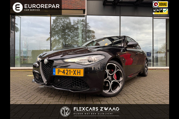 Alfa Romeo Giulia 2.0T Sprint - Automaat - Pano/Schuifdak - Leder - Navi - Afn. Trekhaak -Org.NL