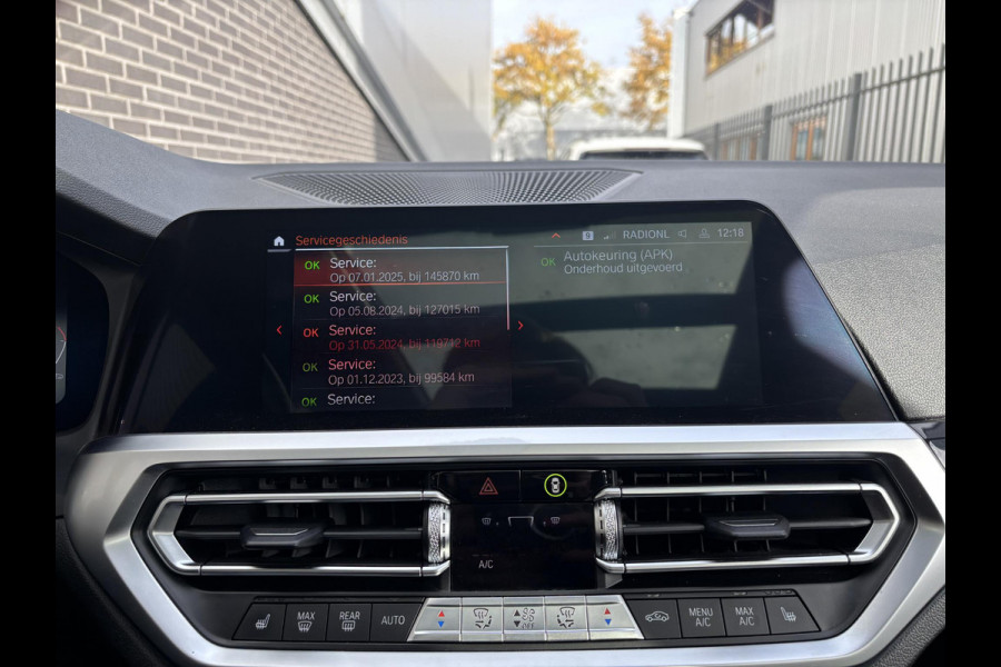 BMW 3 Serie Touring 330i xDrive High Executive M Sport Pakket Automaat / Live Cockpit Professional / Panoramadak / Trekhaak / Leder / Apple CarPlay / Harman Kardon / 19 Inch / Shadow Line / Laserlicht / Head-Up Display / M Sportremsysteem / Adaptief M-onderstel