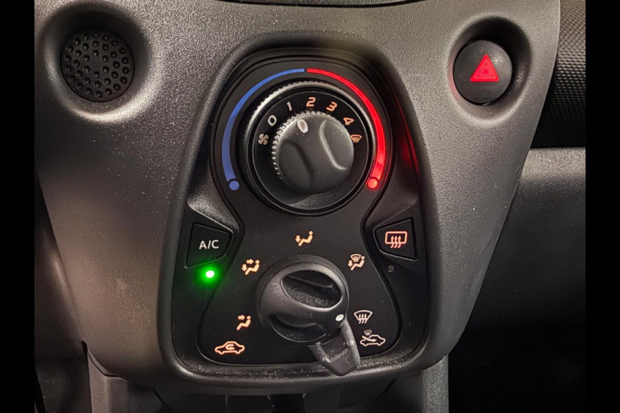 Toyota Aygo 1.0 VVT-i x-now