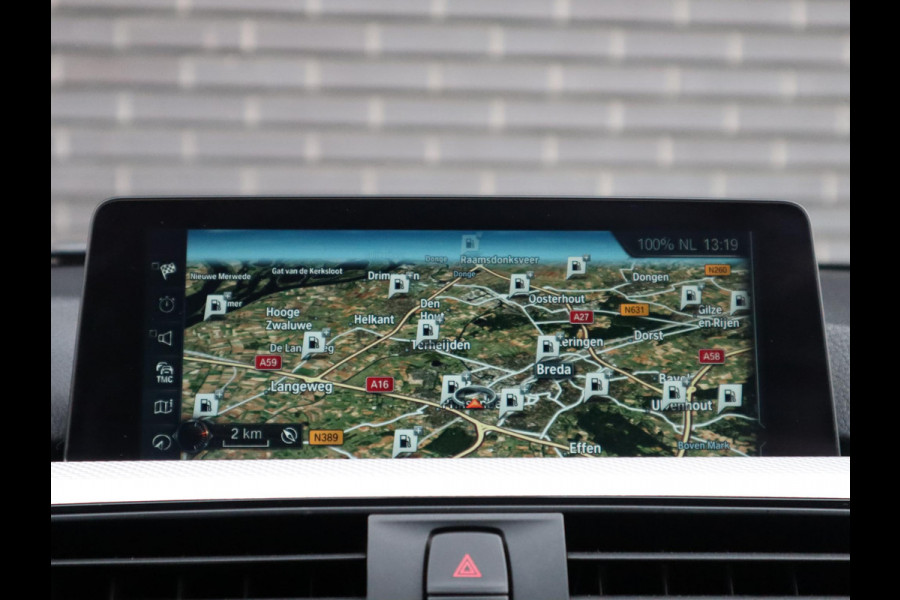 BMW 3 Serie Touring 320i High Executive M Sport Pakket Automaat / Navigatiesysteem Professional / Leder / Hifi / LED / Stoelverwarming / Climate Control / 18 Inch / Shadow Line / Extra Getint Glas / Parkeersensoren