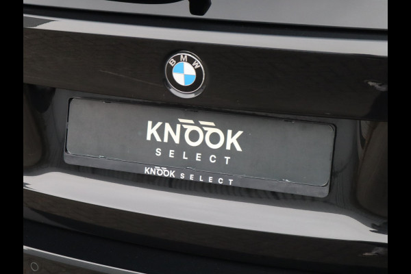 BMW 3 Serie Touring 320i High Executive M Sport Pakket Automaat / Navigatiesysteem Professional / Leder / Hifi / LED / Stoelverwarming / Climate Control / 18 Inch / Shadow Line / Extra Getint Glas / Parkeersensoren