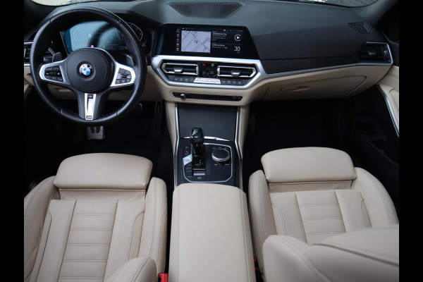 BMW 3 Serie Touring 320i High Executive M Sport Pakket Automaat / Live Cockpit Professional / Panoramadak / Leder / Adaptive Cruise Control / Head-Up Display / Apple CarPlay / 19 Inch / M Sportremsysteem / Shadow Line / LED / Extra Getint Glas / Stoelverwarming