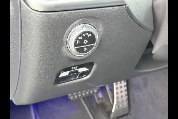 Mercedes-Benz C-Klasse 300 e Luxury | Camera