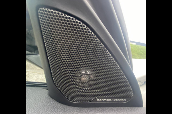 BMW 1-serie 118i High Executive M-sport/ Pano/ H&K/ VC/ Shadow/ Privacy