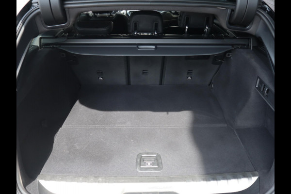 BMW 3 Serie Touring 320e xDrive High Executive M Sport Pakket Automaat / Live Cockpit Professional / Adaptief M Onderstel / Panoramadak / Stoelverwarming / Extra Getint Glas / LED / 19 Inch / Hifi / Lichtpakket