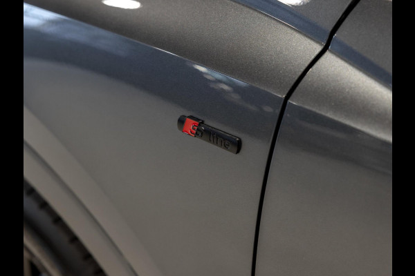 Audi Q3 35 TFSI 2x S Line / 150pk / Panorama dak / Achteruitrij camera / Keyless entry /