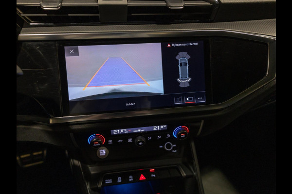 Audi Q3 35 TFSI 2x S Line / 150pk / Panorama dak / Achteruitrij camera / Keyless entry /