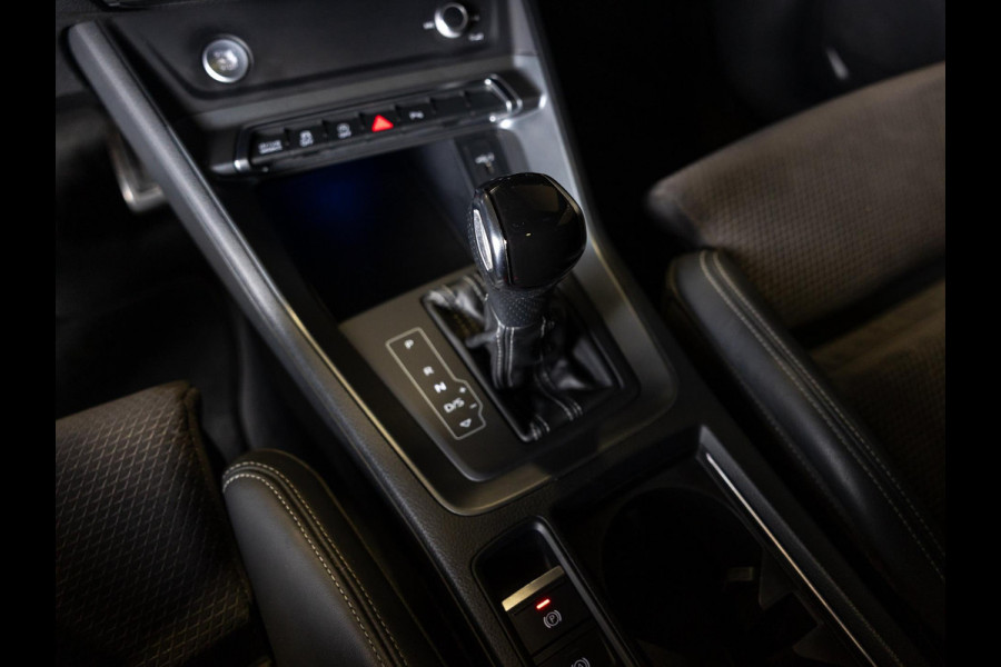 Audi Q3 35 TFSI 2x S Line / 150pk / Panorama dak / Achteruitrij camera / Keyless entry /