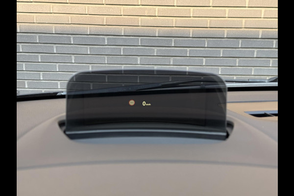 BMW 2 Serie Active Tourer 218i High Executive Sport Line Automaat / Navigatie Plus / Head-Up Display / Hifi / Leder / 17 Inch / Driving Assistant / Achteruitrijcamera / Sportstoelen / Parkeerassistent / Stoelverwarming / LED