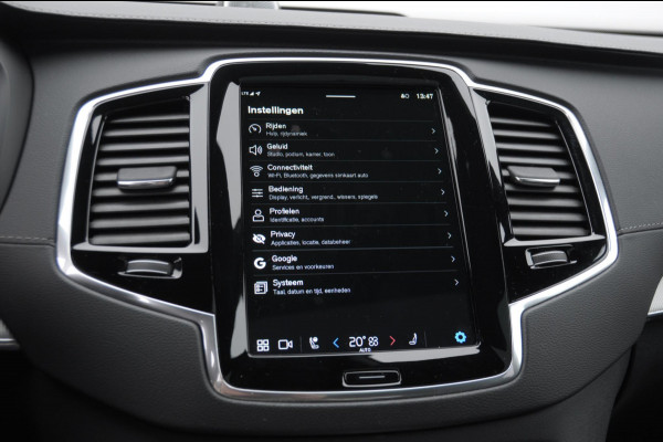 Volvo XC90 T8 455PK Automaat AWD Ultimate Bright / Bowers & Wilkins/ Luchtvering/ Semi elektrische trekhaak/ 360 camera/ Gelaagd glas/ 21'' velgen/ head-up display/ Standkachel