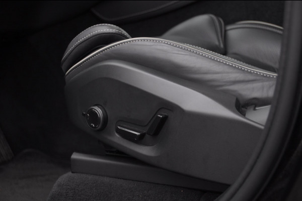 Volvo XC90 T8 455PK Automaat AWD Ultimate Bright / Bowers & Wilkins/ Luchtvering/ Semi elektrische trekhaak/ 360 camera/ Gelaagd glas/ 21'' velgen/ head-up display/ Standkachel