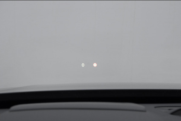 Volvo XC90 T8 455PK Automaat AWD Ultimate Bright / Bowers & Wilkins/ Luchtvering/ Semi elektrische trekhaak/ 360 camera/ Gelaagd glas/ 21'' velgen/ head-up display/ Standkachel