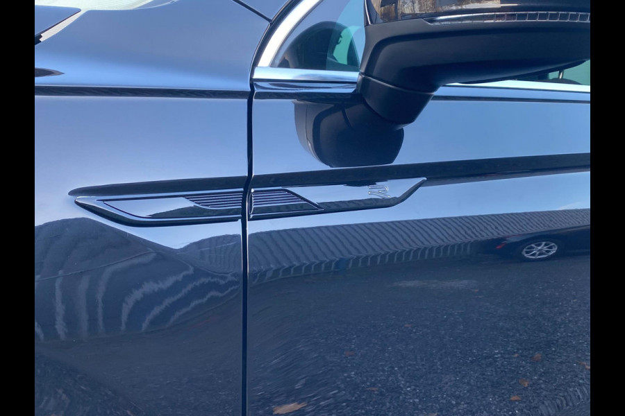 Volkswagen Tiguan 1.4 TSI R-Line |DSG | ACC |Trekhaak |Massagestoel|Stoel/stuurverw |Dealer onderh KM 52.900 !!!