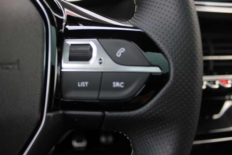 Peugeot 208 1.2 100PK GT | PANORAMA DAK | KEYLESS ENTRY/START | DRAADLOZE APPLE CARPLAY/ANDROID AUTO | CAMERA VOOR + ACHTER | DRAADLOZE TELEFOONLADER | 17" LICHTEMTALEN VELGEN | FULL LED KOPLAMPEN | DODEHOEK DETECTIE | PARKEERSENSOREN VOOR + ACHTER | CRUISE CONTROL | CLIMATE CONTROL |