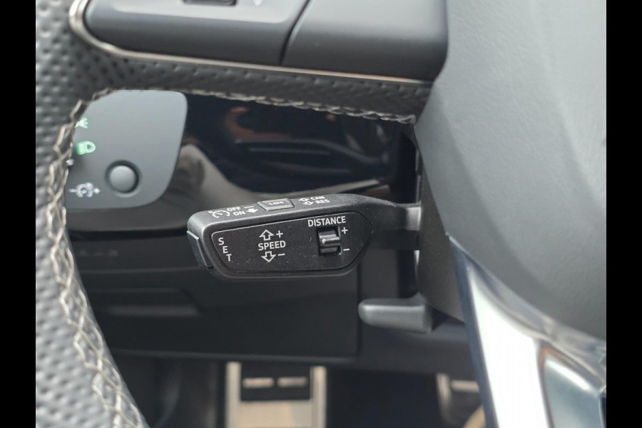 Audi A4 AVANT 40 TFSI S edition Competition B&O/Pano/Massage/Trekhaak