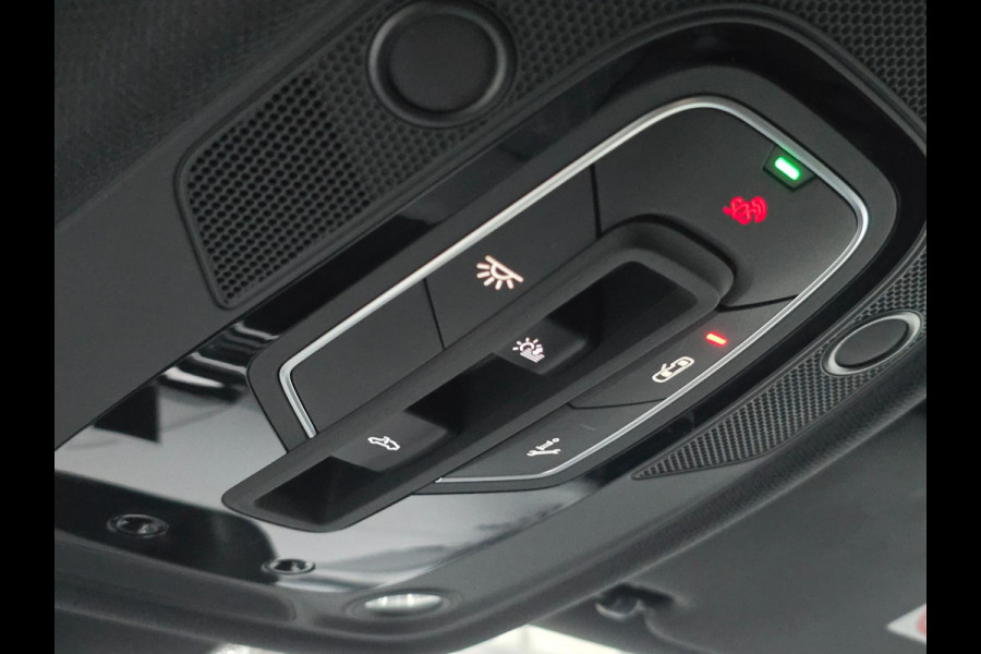 Audi A4 AVANT 40 TFSI S edition Competition B&O/Pano/Massage/Trekhaak