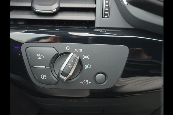 Audi A4 AVANT 40 TFSI S edition Competition B&O/Pano/Massage/Trekhaak