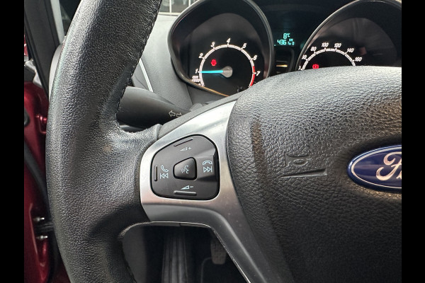 Ford B-MAX 1.0 EcoBoost Titanium CLIMA / CRUISE / NAVI / AFNEEMBARE TREKHAAK