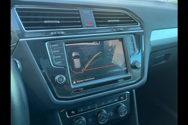 Volkswagen Tiguan 1.4 TSI Comfortline R-Line, Automaat, Camera, CarPlay, Trekhaak, Pano