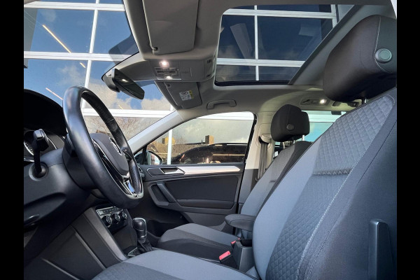 Volkswagen Tiguan 1.4 TSI Comfortline R-Line, Automaat, Camera, CarPlay, Trekhaak, Pano