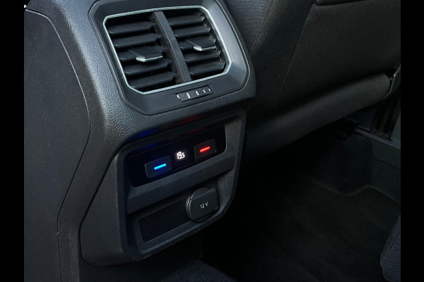 Volkswagen Tiguan 1.4 TSI Comfortline R-Line, Automaat, Camera, CarPlay, Trekhaak, Pano