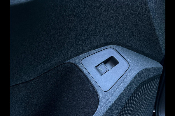 Volkswagen Tiguan 1.4 TSI Comfortline R-Line, Automaat, Camera, CarPlay, Trekhaak, Pano