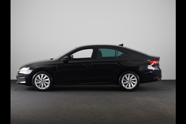 Škoda Octavia Business Edition 1.5 TSI M-HEV 115pk DSG | Private lease vanaf 731,-- | Parkeercamera | 17 inch Lichtmetalen velgen |  Verwarmbare voorstoelen | 13 inch display | Adaptieve Cruise Control