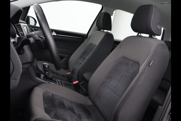 Volkswagen Golf Sportsvan 1.4 TSI Highline | Automaat | Stoelverwarming | Adaptive cruise | Navigatie | Parkeerhulp | Climate control | Bluetooth