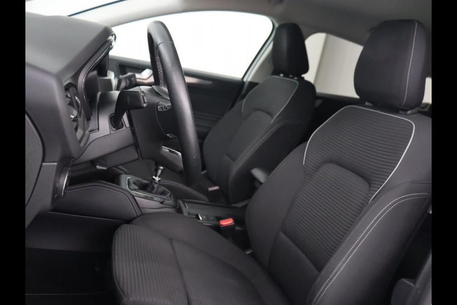 Ford Focus 1.0 EcoBoost Hybrid Titanium X | Stoel & stuurverwarming | Trekhaak | Adaptive cruise | Camera | Comfortstoelen | Keyless | Carplay | Full LED | Navigatie