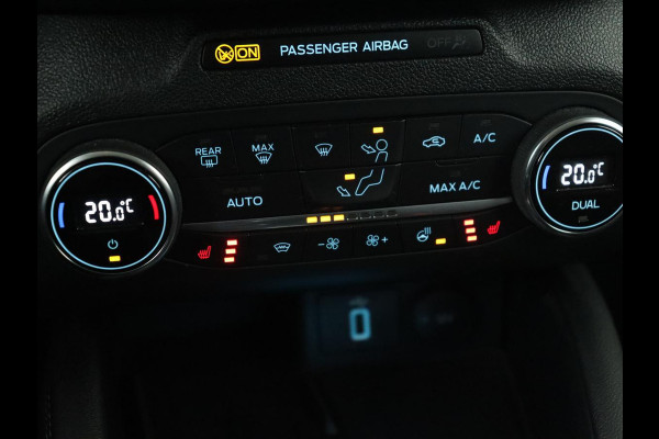 Ford Focus 1.0 EcoBoost Hybrid Titanium X | Stoel & stuurverwarming | Trekhaak | Adaptive cruise | Camera | Comfortstoelen | Keyless | Carplay | Full LED | Navigatie