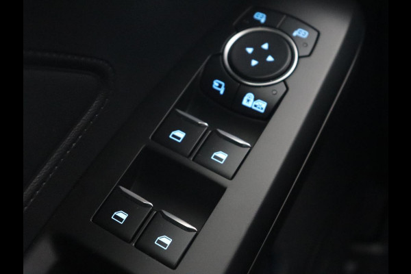 Ford Focus 1.0 EcoBoost Hybrid Titanium X | Stoel & stuurverwarming | Trekhaak | Adaptive cruise | Camera | Comfortstoelen | Keyless | Carplay | Full LED | Navigatie