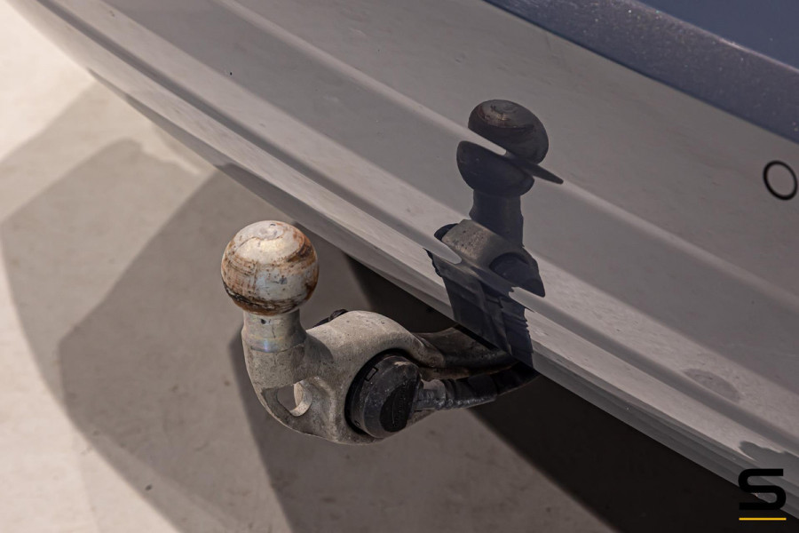 BMW 2 Serie Active Tourer 220i|NAP|Trekhaak|Leder|HUD|1eig