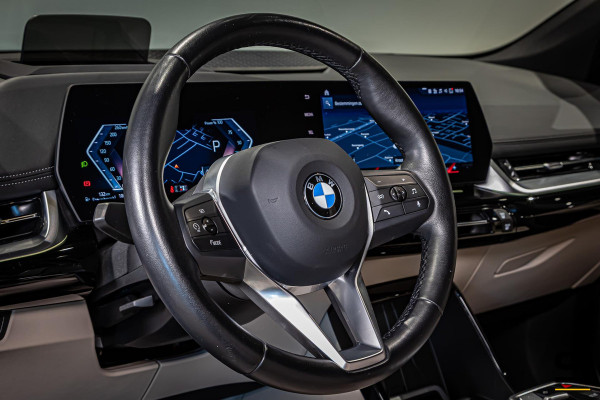 BMW 2 Serie Active Tourer 220i|NAP|Trekhaak|Leder|HUD|1eig