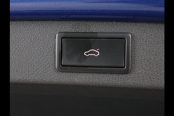 Škoda Kodiaq 1.5 TSI Limited Business Edition 150 pk Automaat (DSG) | Navigatie | Parkeersensoren | Achteruitrijcamera | Keyless | LED koplampen | Elektr. achterklep |