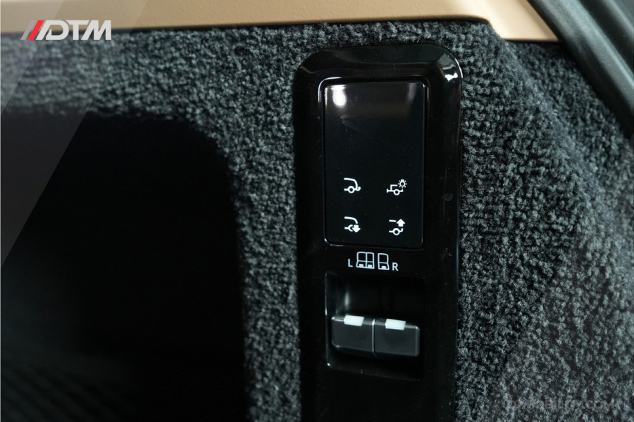 Land Rover Range Rover 3.0 P440e SE PHEV | Meridan | Panoramadak