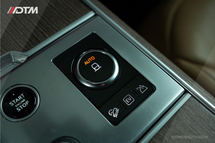 Land Rover Range Rover 3.0 P440e SE PHEV | Meridan | Panoramadak
