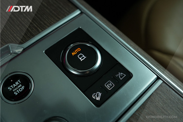 Land Rover Range Rover 3.0 P440e SE PHEV | Meridan | Panoramadak