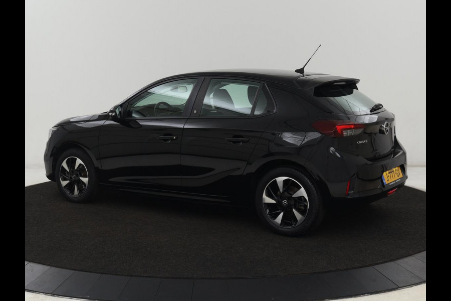Opel CORSA-E Edition 50 kWh | Carplay | Parkeerhulp | Cruise control | Climate control | Keyless start | 16'' lichtmetalen velgen | Bluetooth